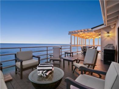 Malibu Beachfront Luxury On Sand